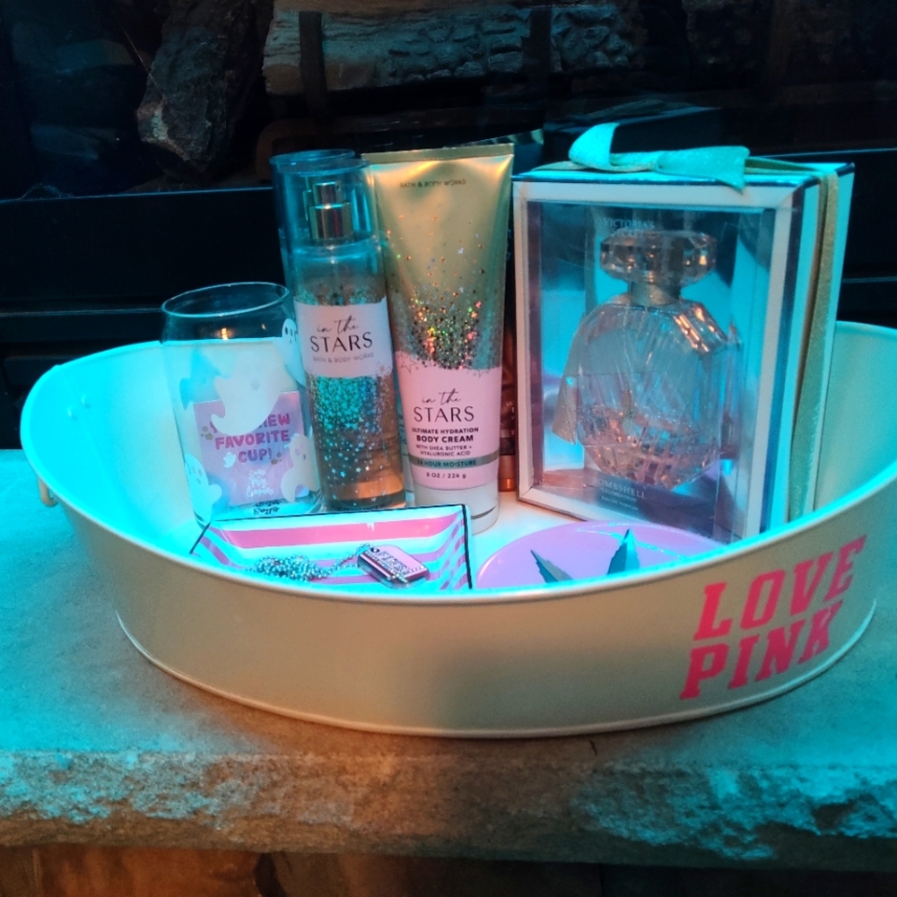 Vs pink display